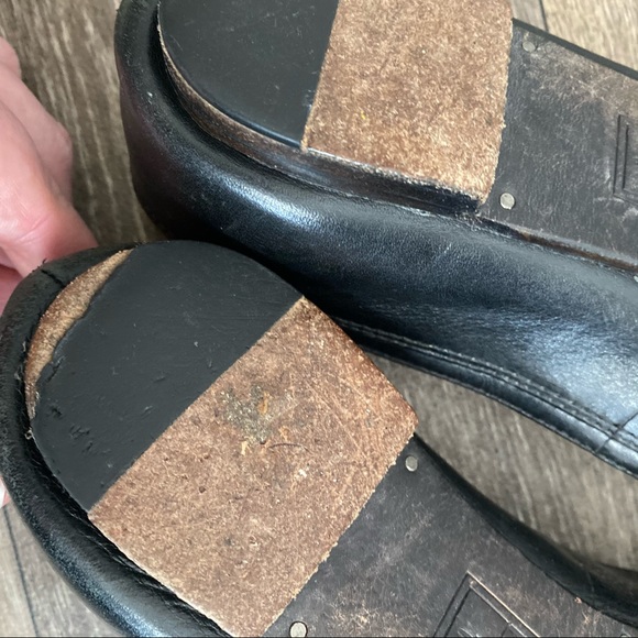 FRYE Pointed Black Leather Flats *Flawed* 8 - Picture 7 of 16